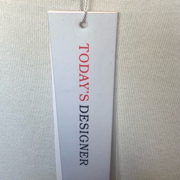 Sweater - Picture 4 of 4